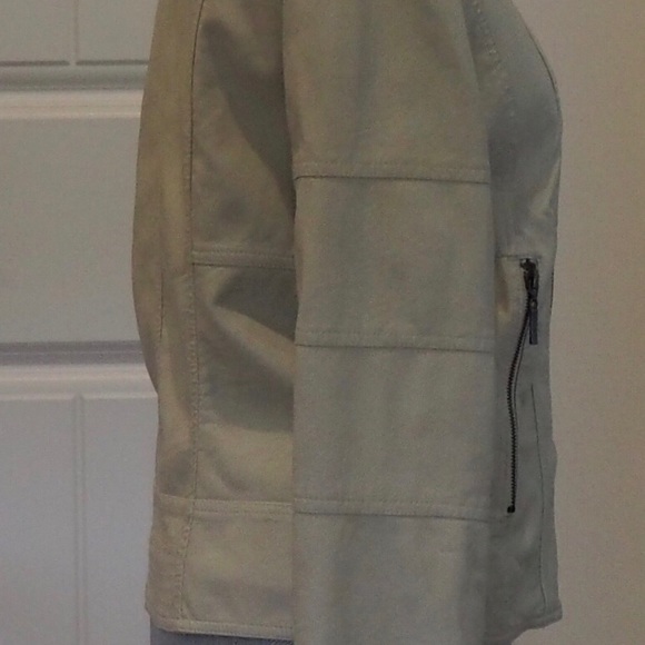 Faux leather cream color jacket - Picture 4 of 5